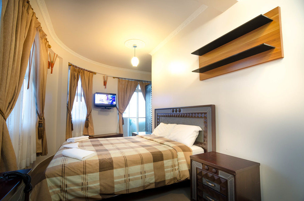 Relax Beach Inn Male Exterior foto