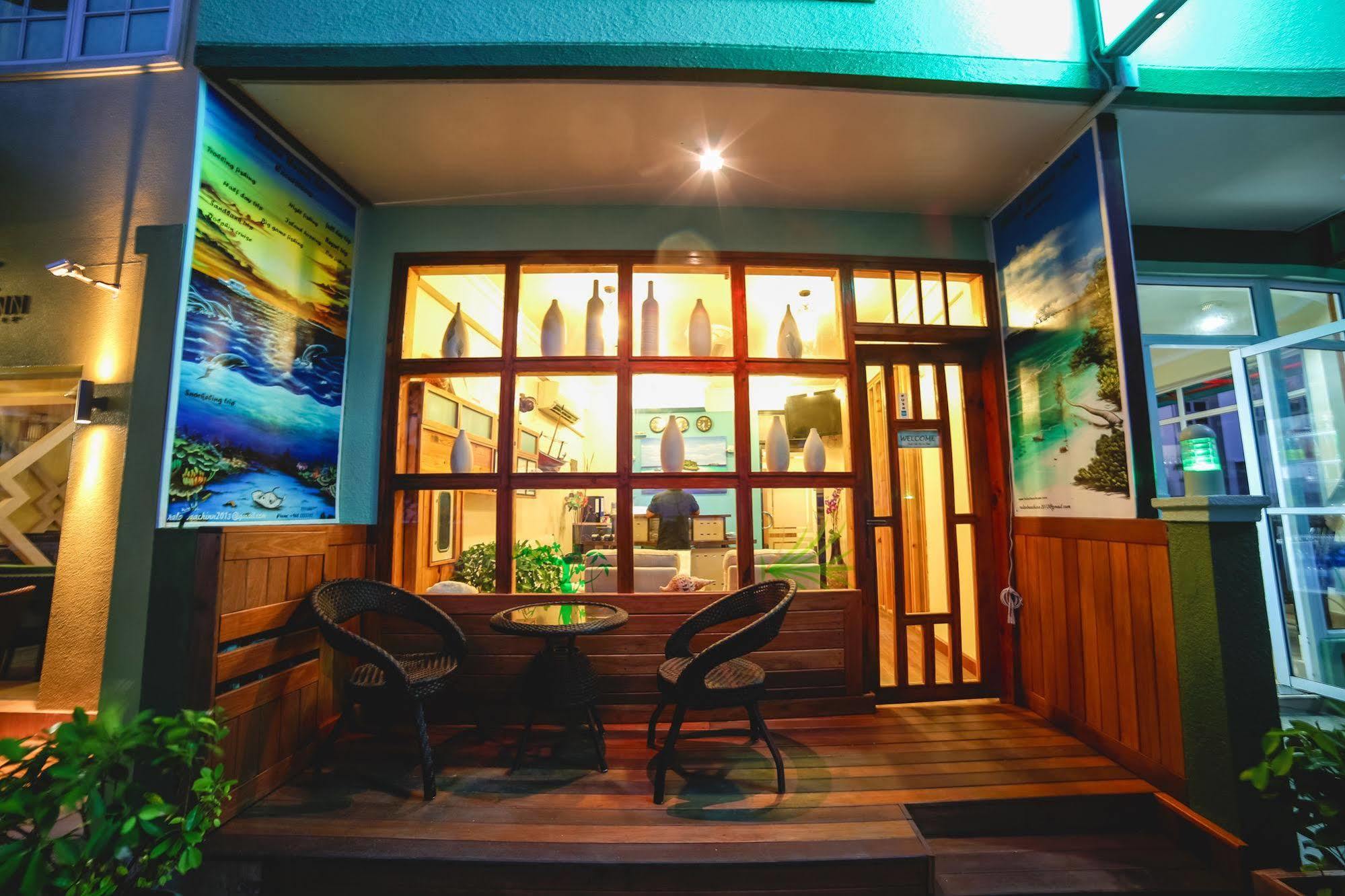 Relax Beach Inn Male Exterior foto