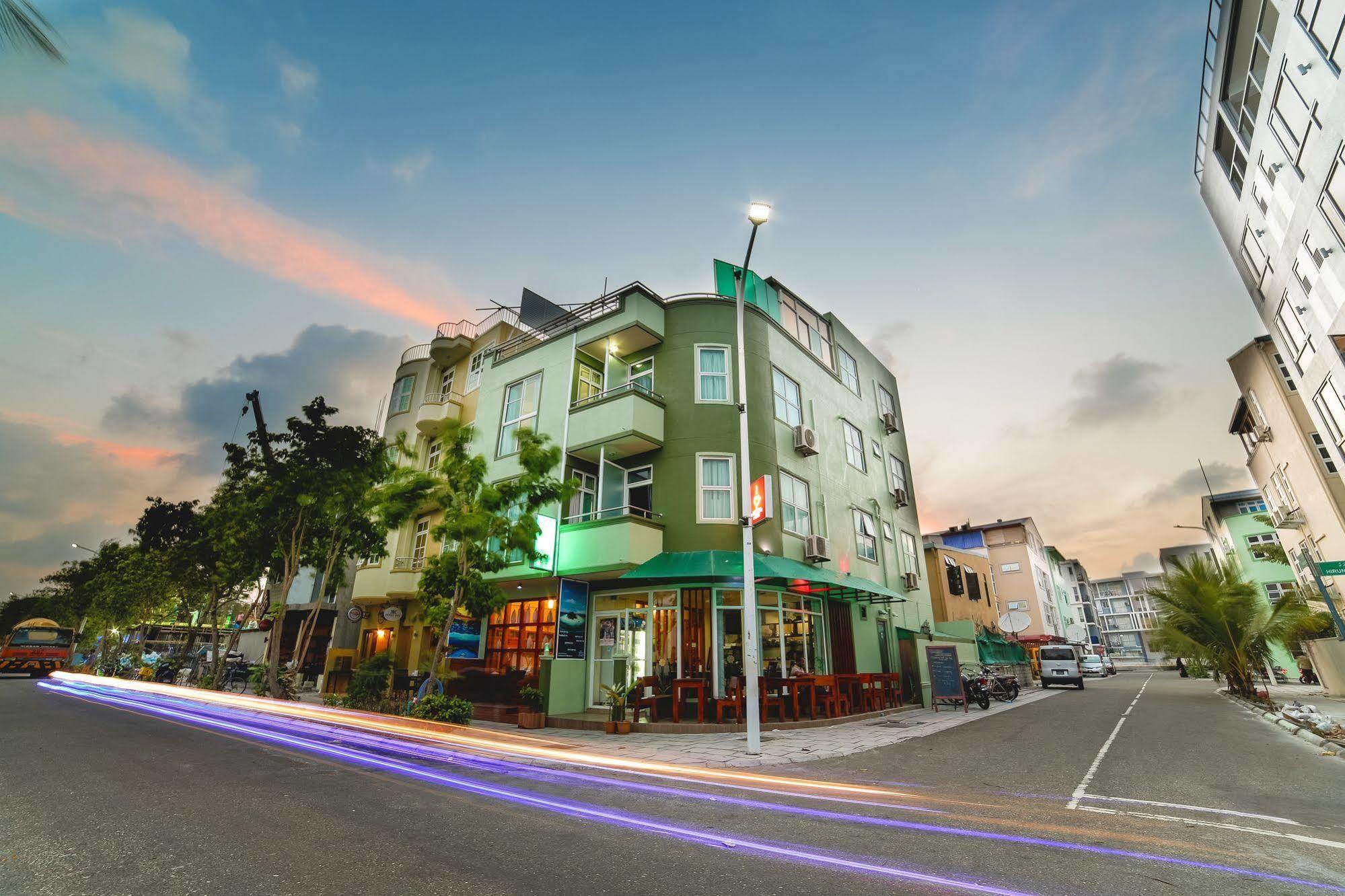 Relax Beach Inn Male Exterior foto